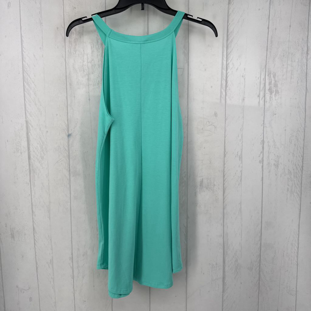 L flowy tank