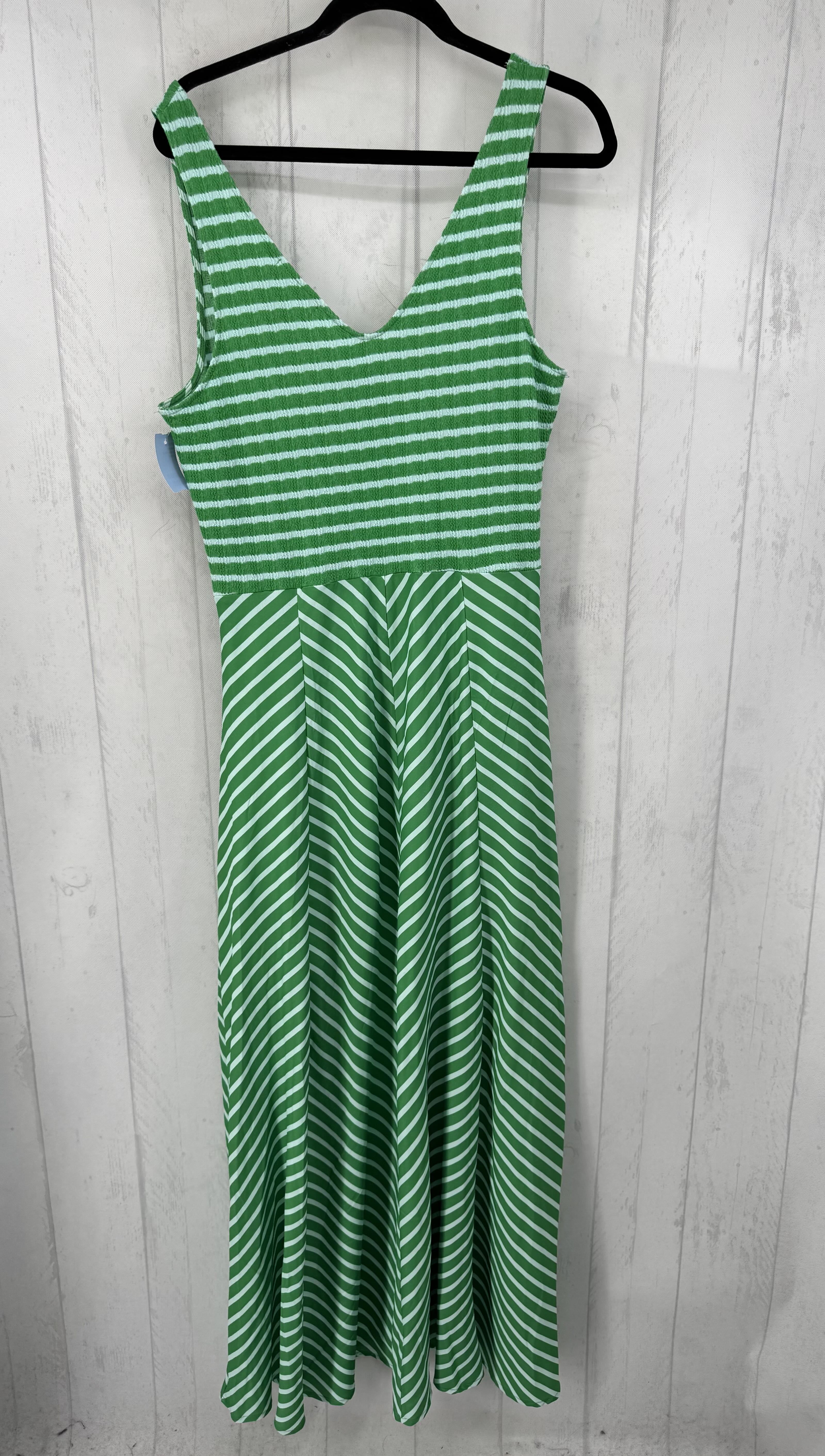 1x slvls stripe pocket maxi dress
