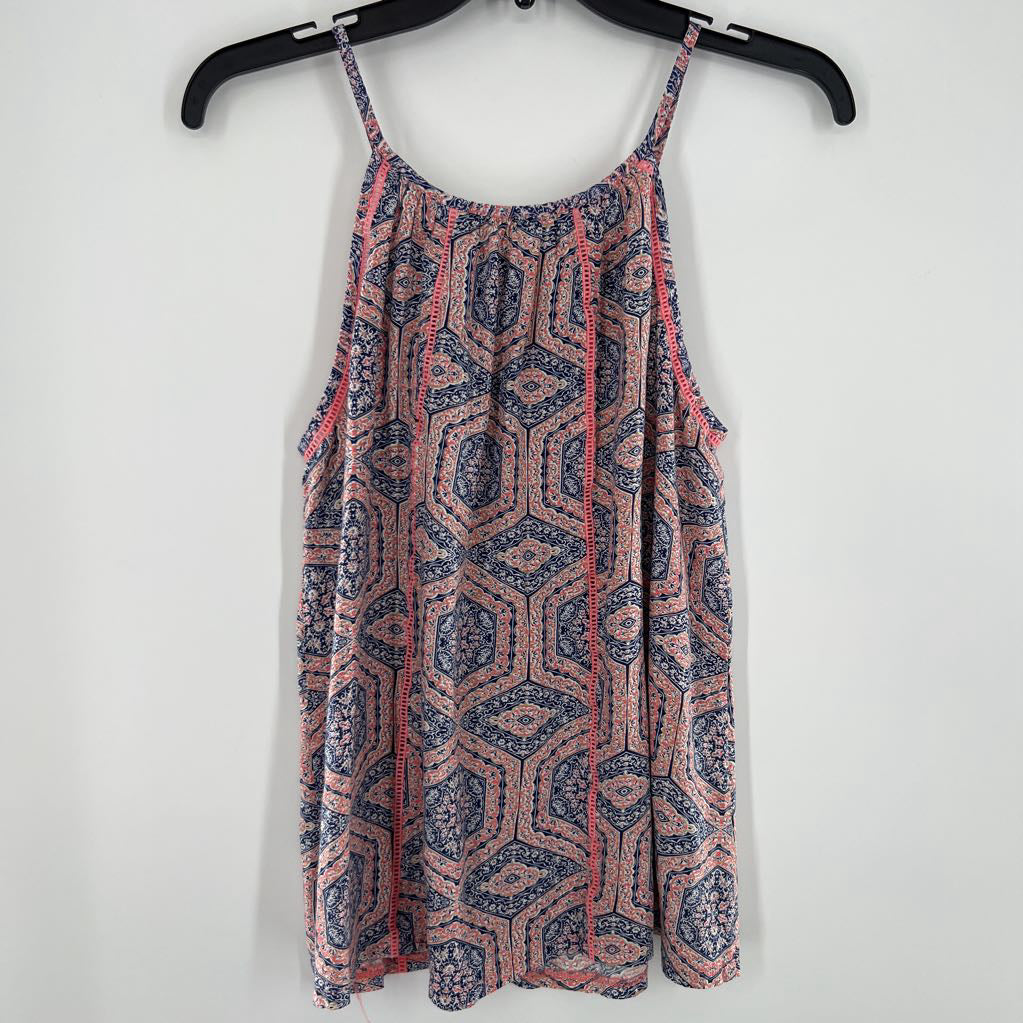 Crochet Detailed Tank w/ Tassels