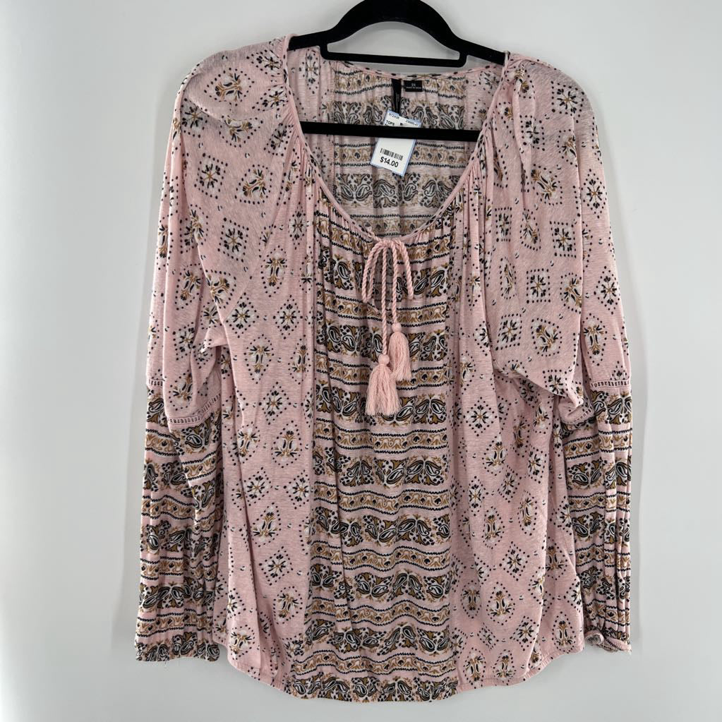 2x l/s print v-neck top
