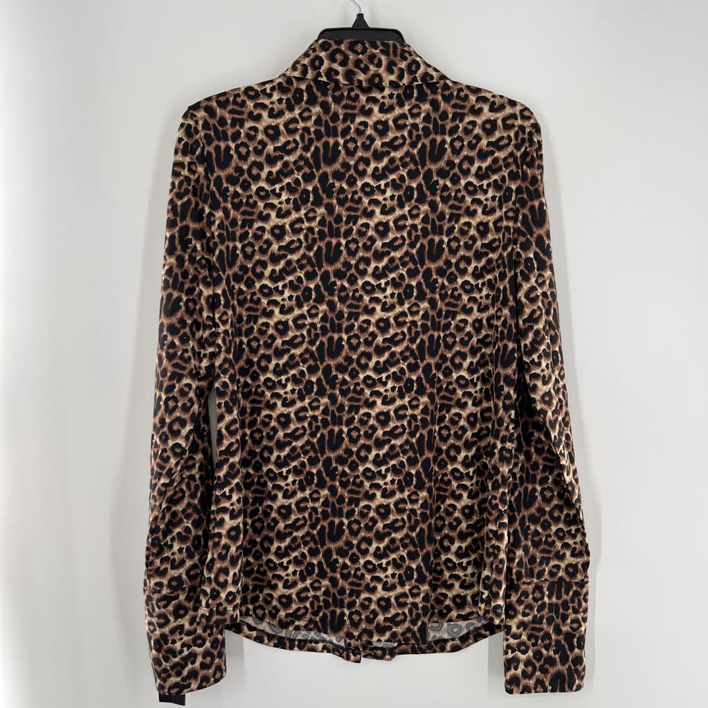 XL animal print button down l/s top