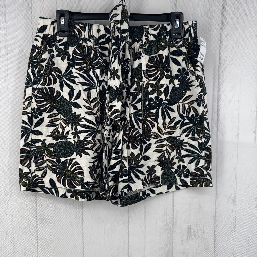 M leaf print shorts w/ belt