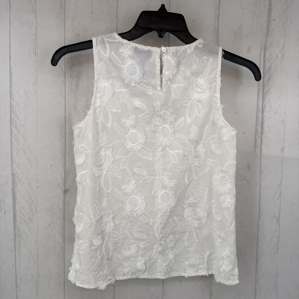 8 flo embroidered tank