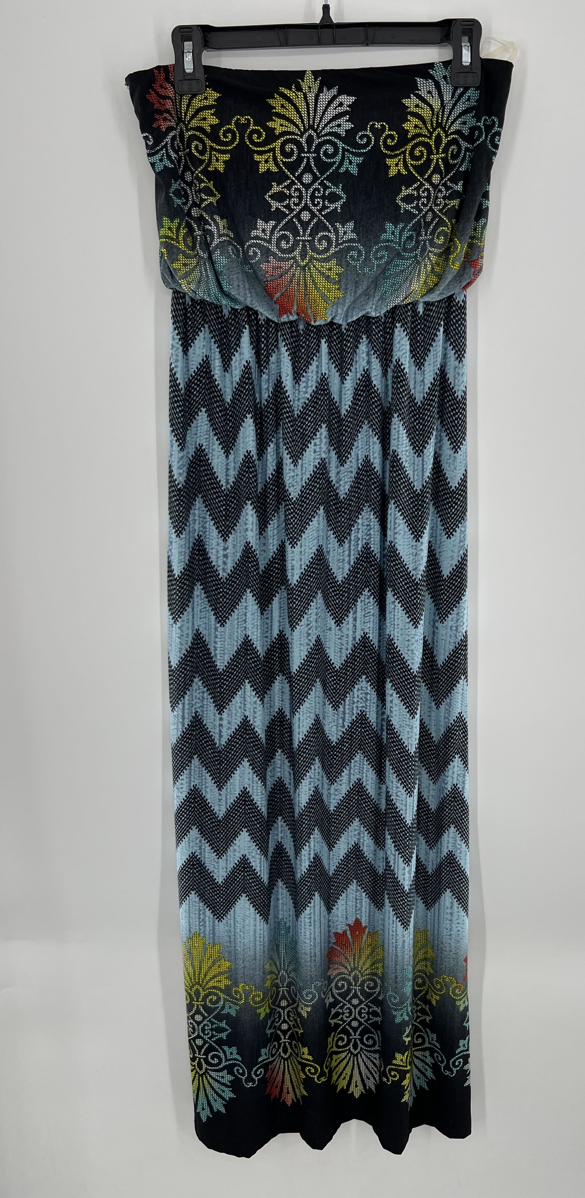 L chevron print strapless maxi dress