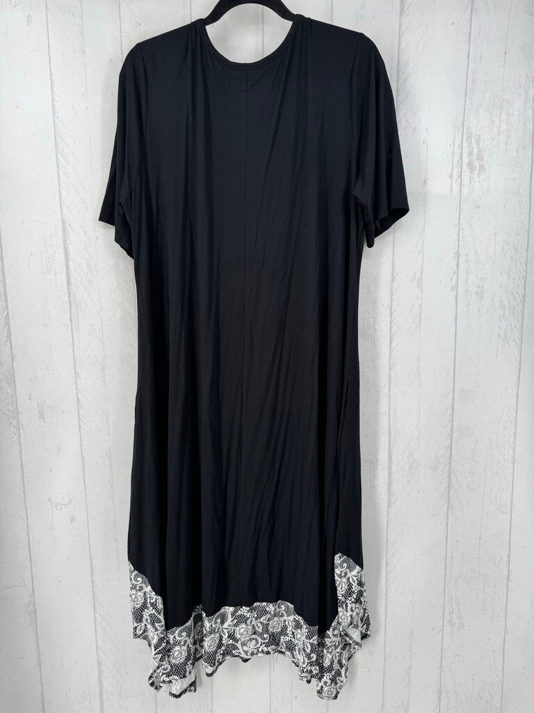 1X scoop neck lace print hem s/s dress