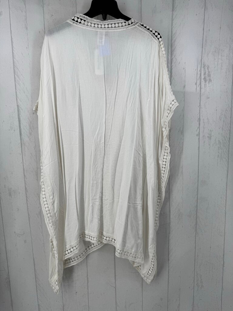 R98 XS lace tunic w/ ric rac
