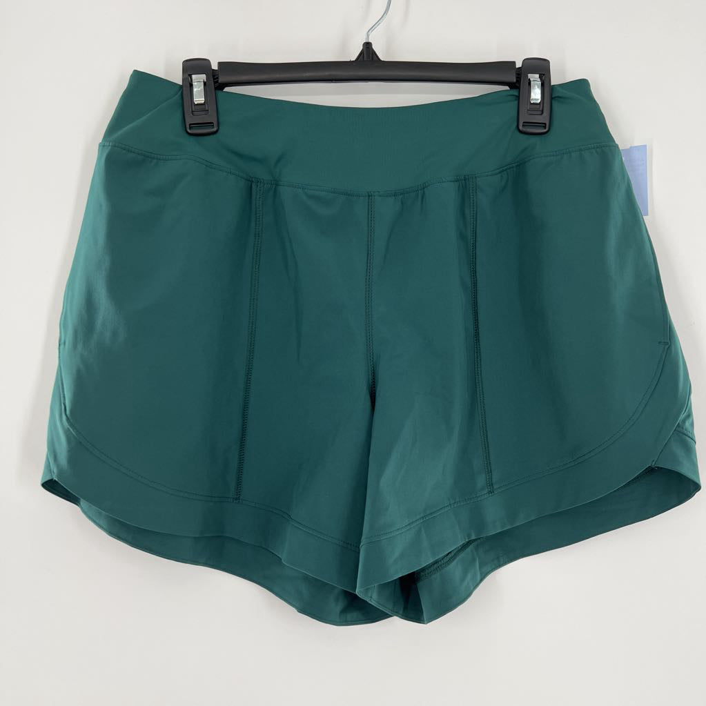 L mid-rise shorts