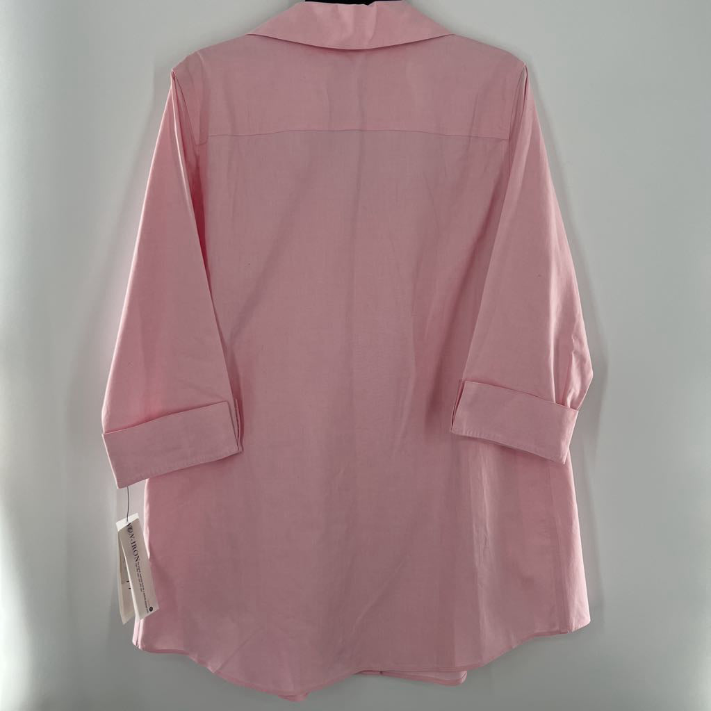 R98 16 button down 3/4 slv top