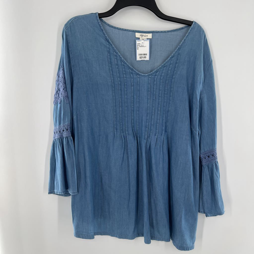 XL chambray v-neck l/s top
