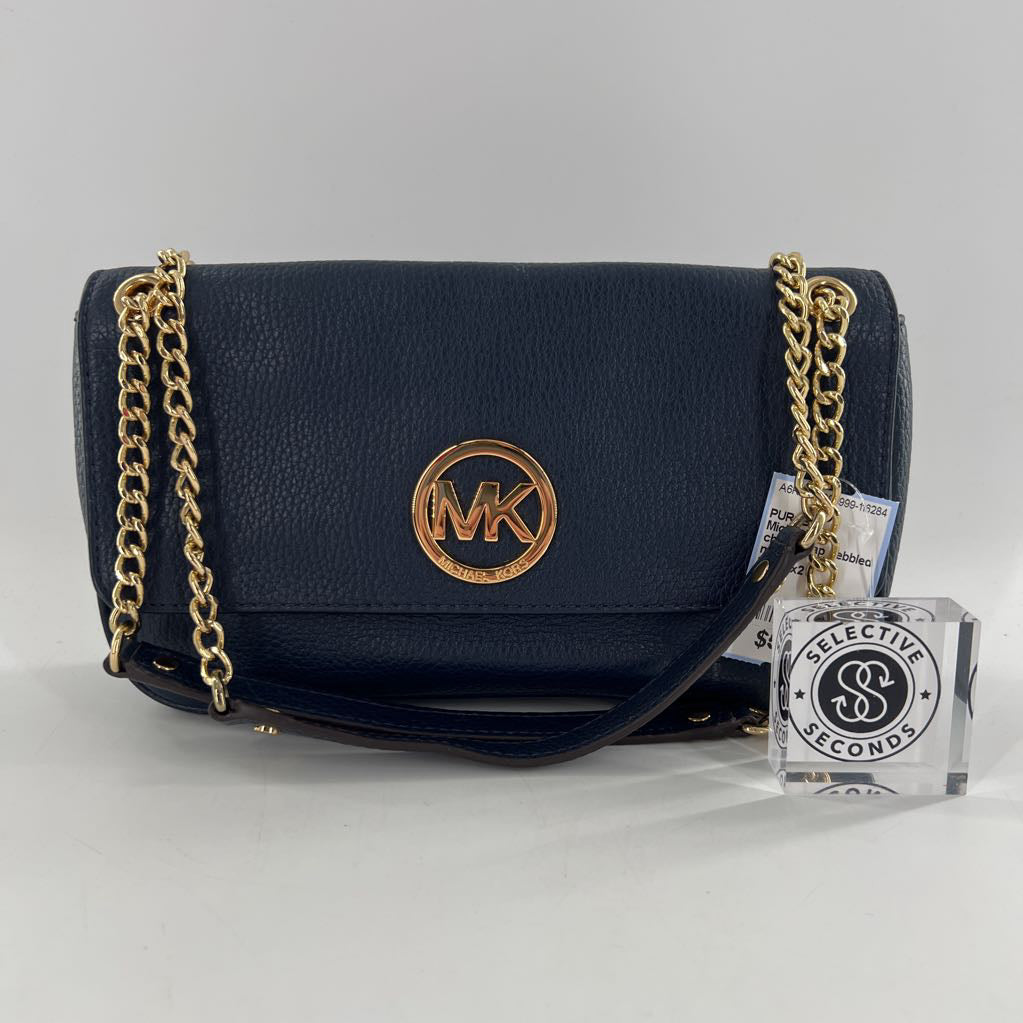 chain strap pebbled flap shoulder bag