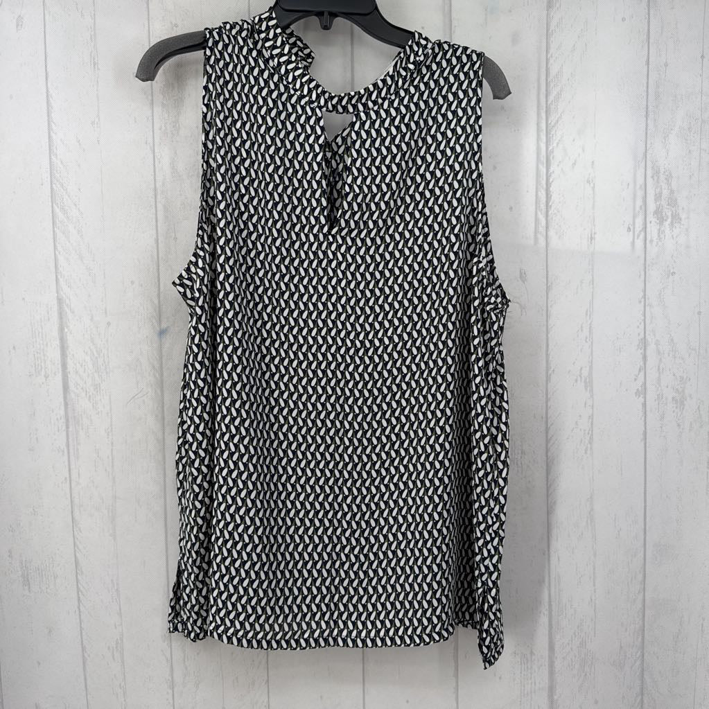 XL printed notch neck tank