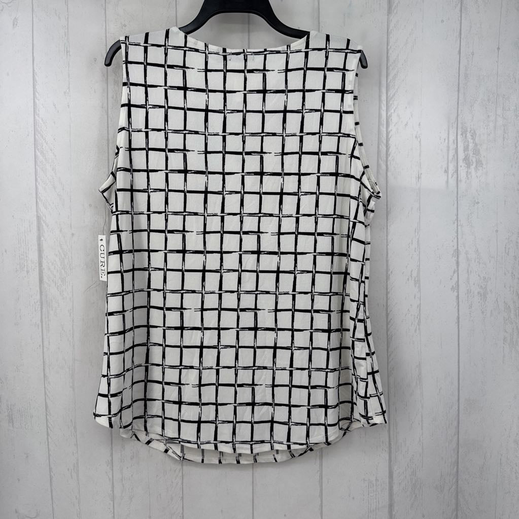1XL checkered notch neck tank