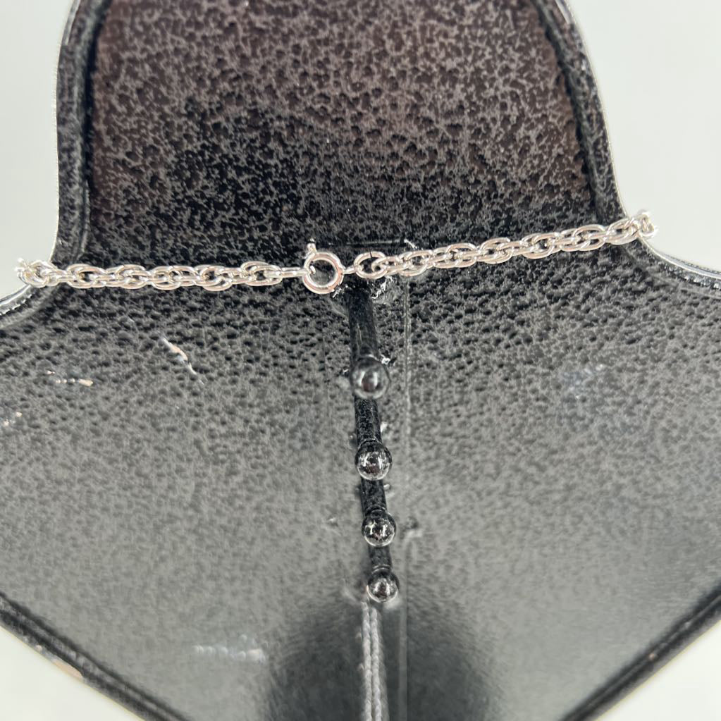 16" silver & black stone pendant necklace
