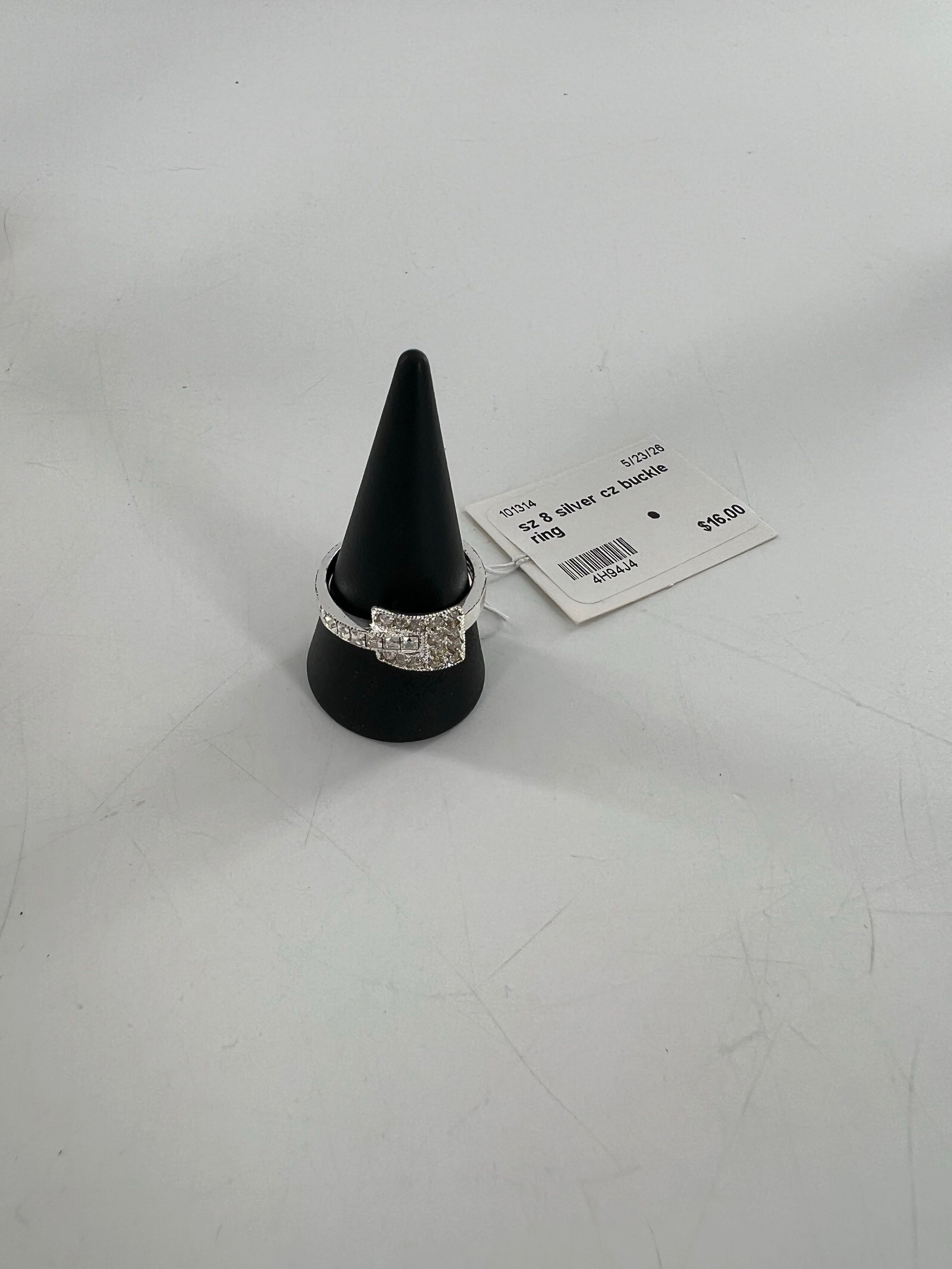 sz 8 silver cz buckle ring