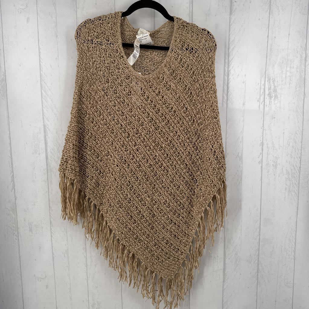 R79 O/S fringe triangle poncho
