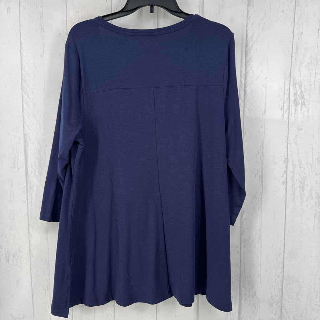 L square neck 3/4 slv tee
