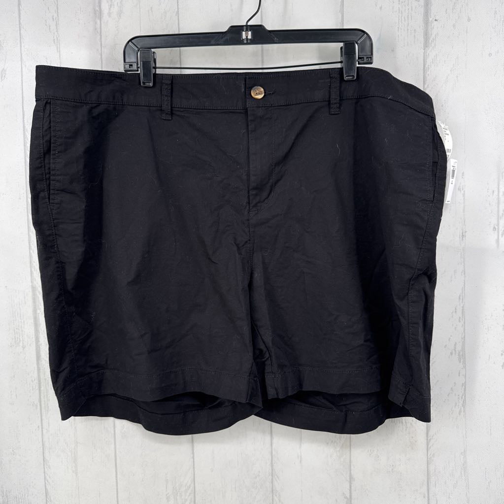 22 twill shorts