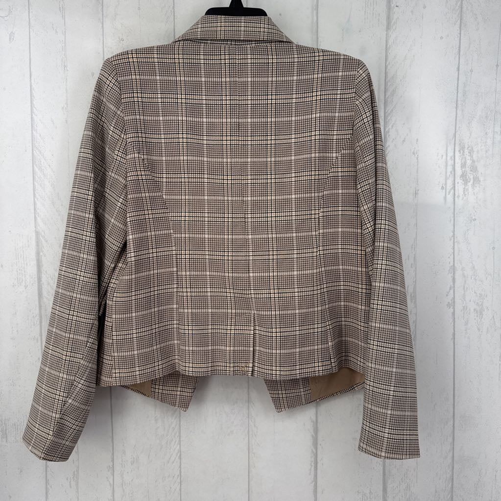 M checkered blazer