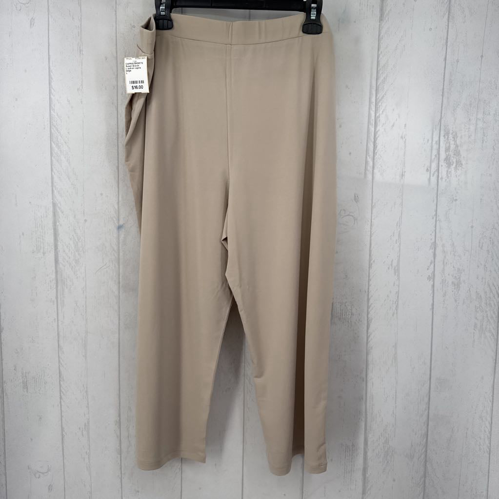 L pull-on capris