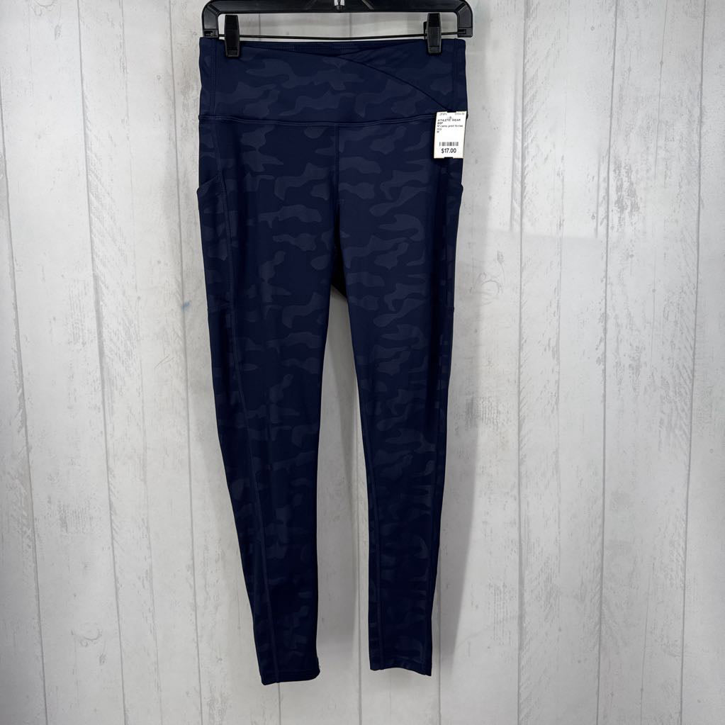 M camo print hi-rise leggings