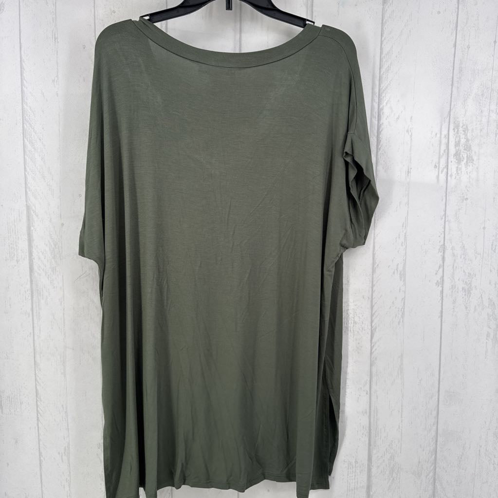 NWT R33 V-Neck T-Shirt