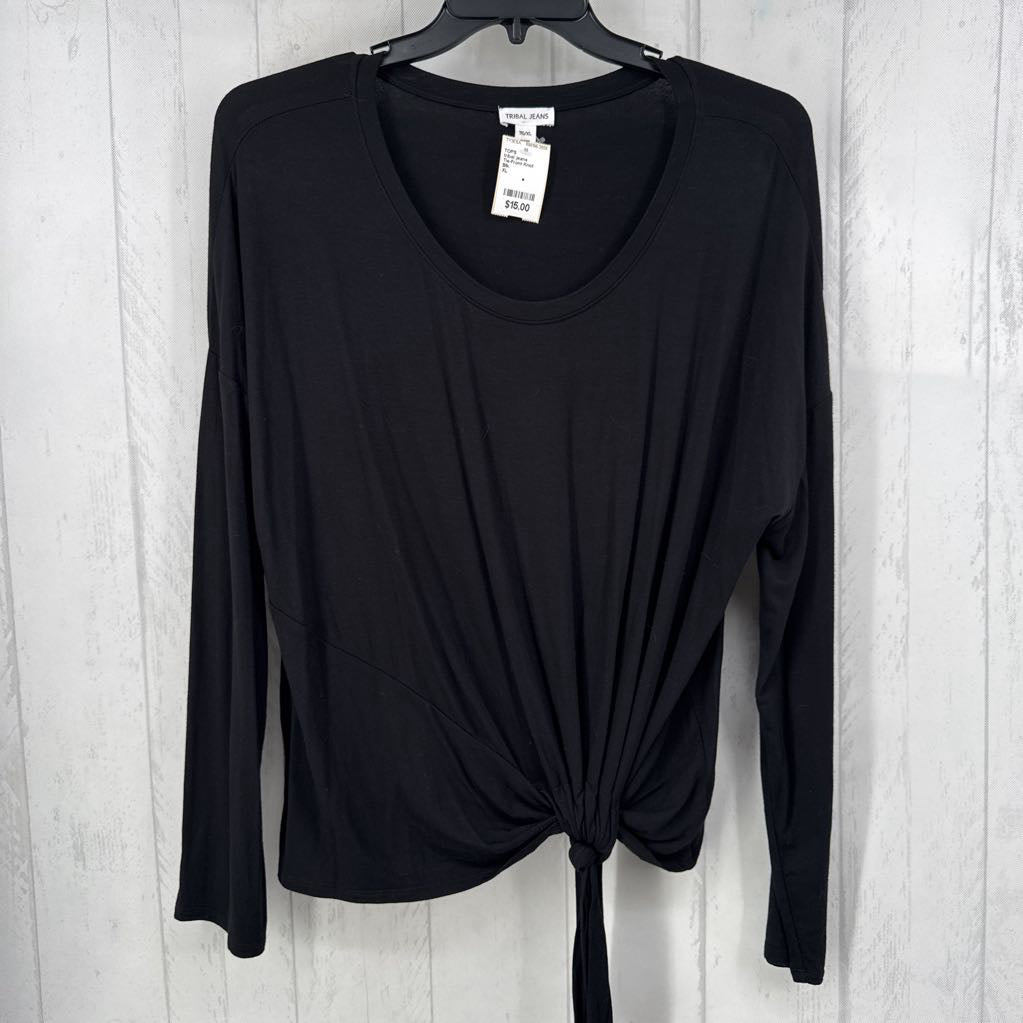 Tie-Front Knot Detail l/s
