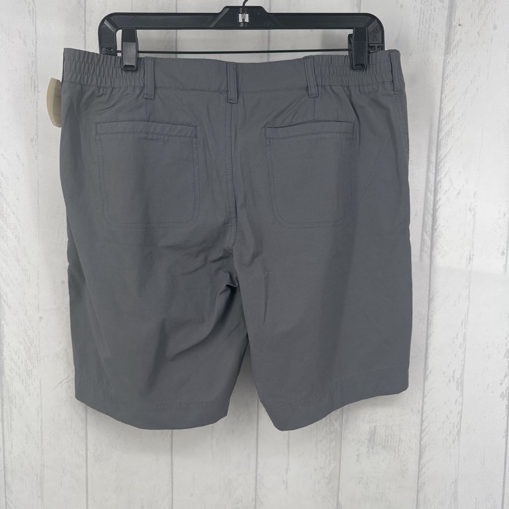 M utility shorts