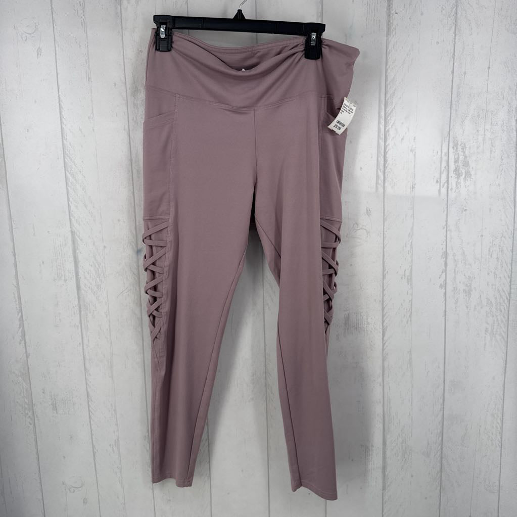 XL hi-rise criss-cross legging