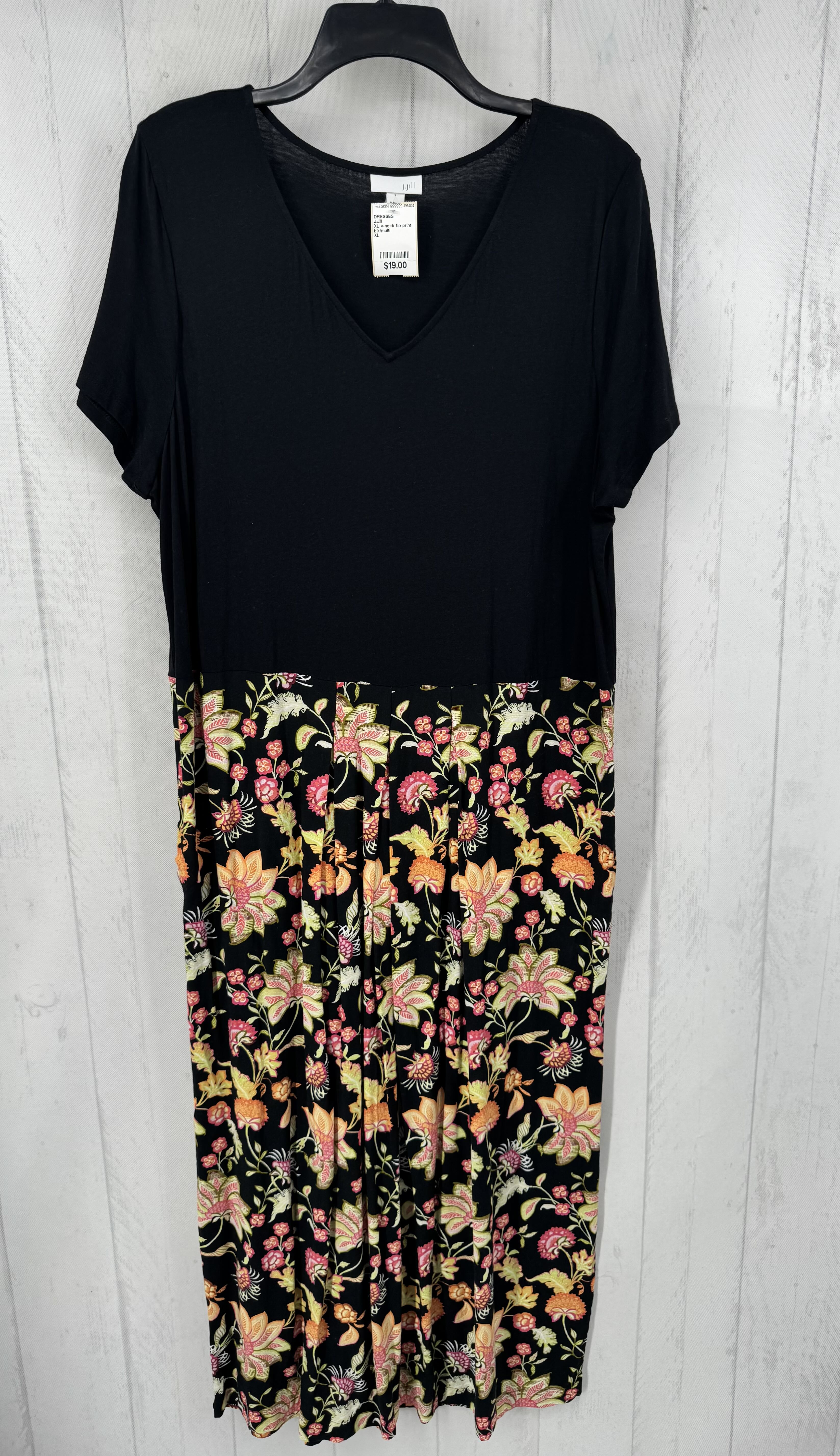 XL v-neck flo print bottom s/s dress