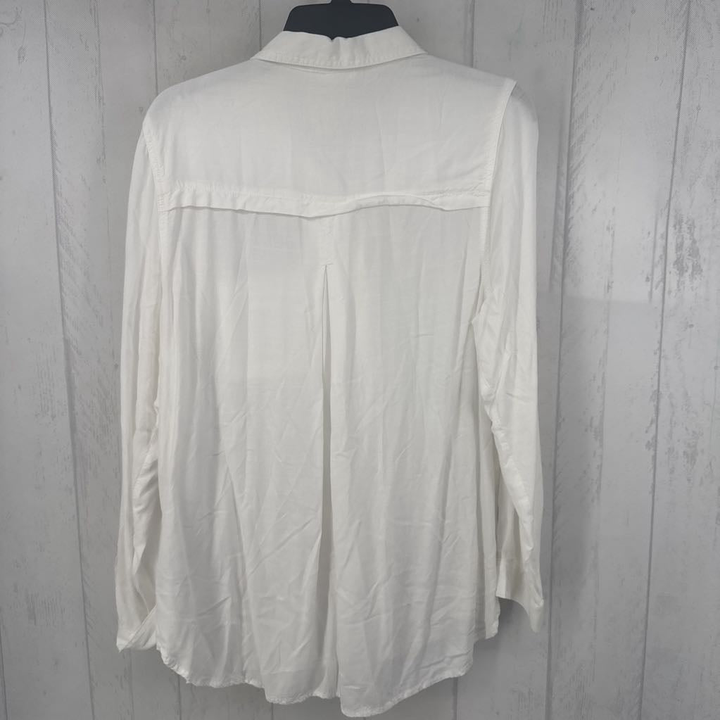 L button down l/s top