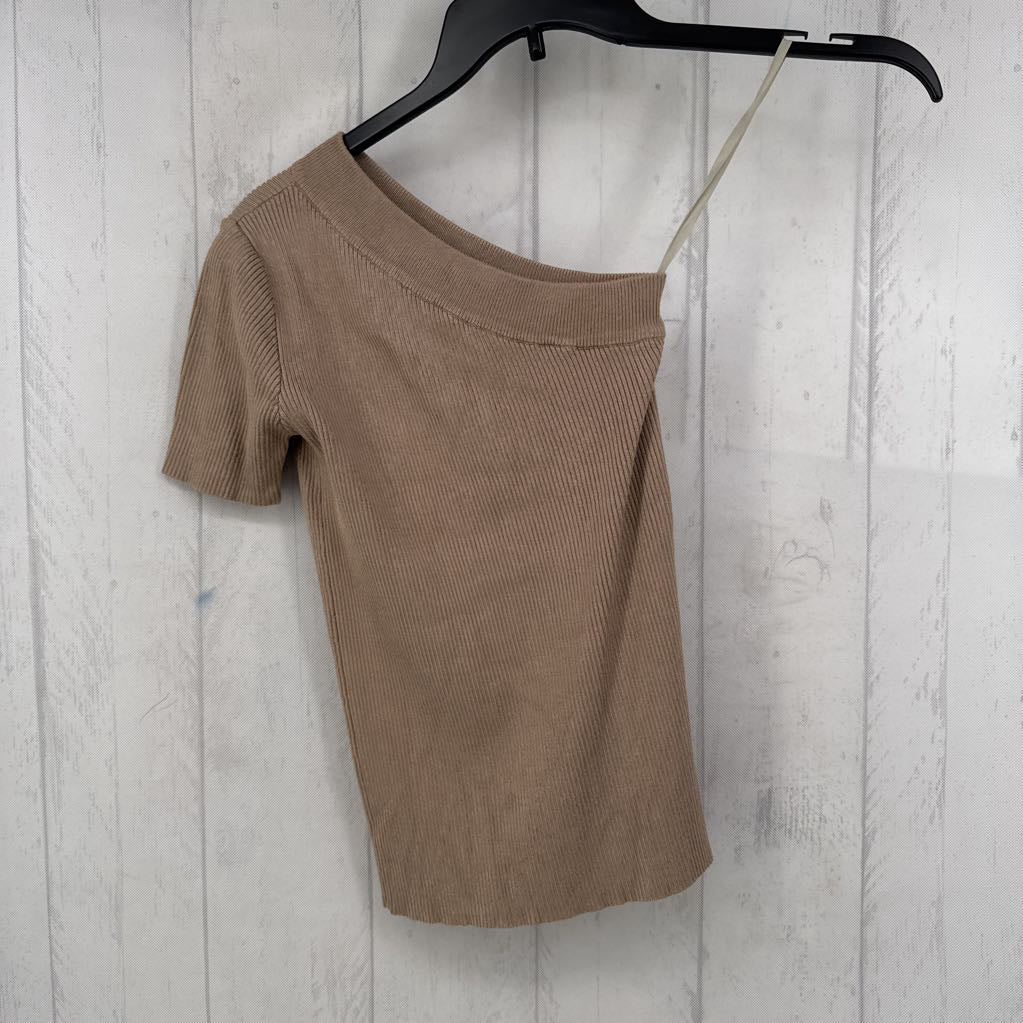 M one shoulder ribbed top