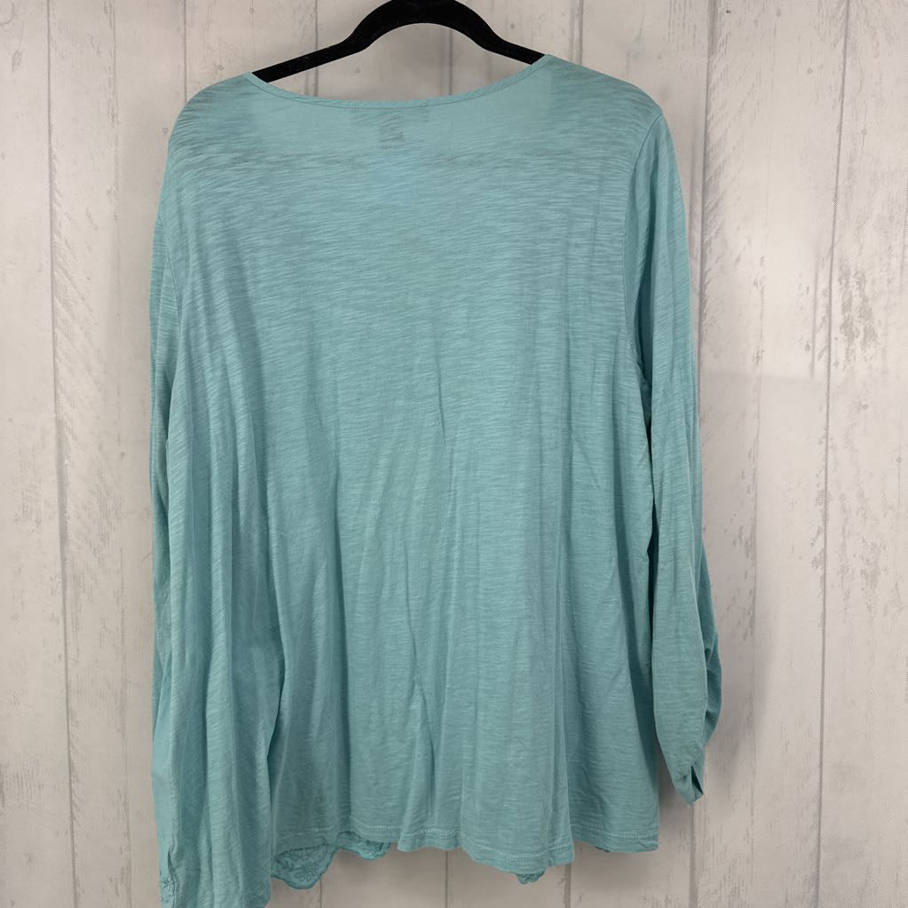 XXL l/s smocked v-neck top