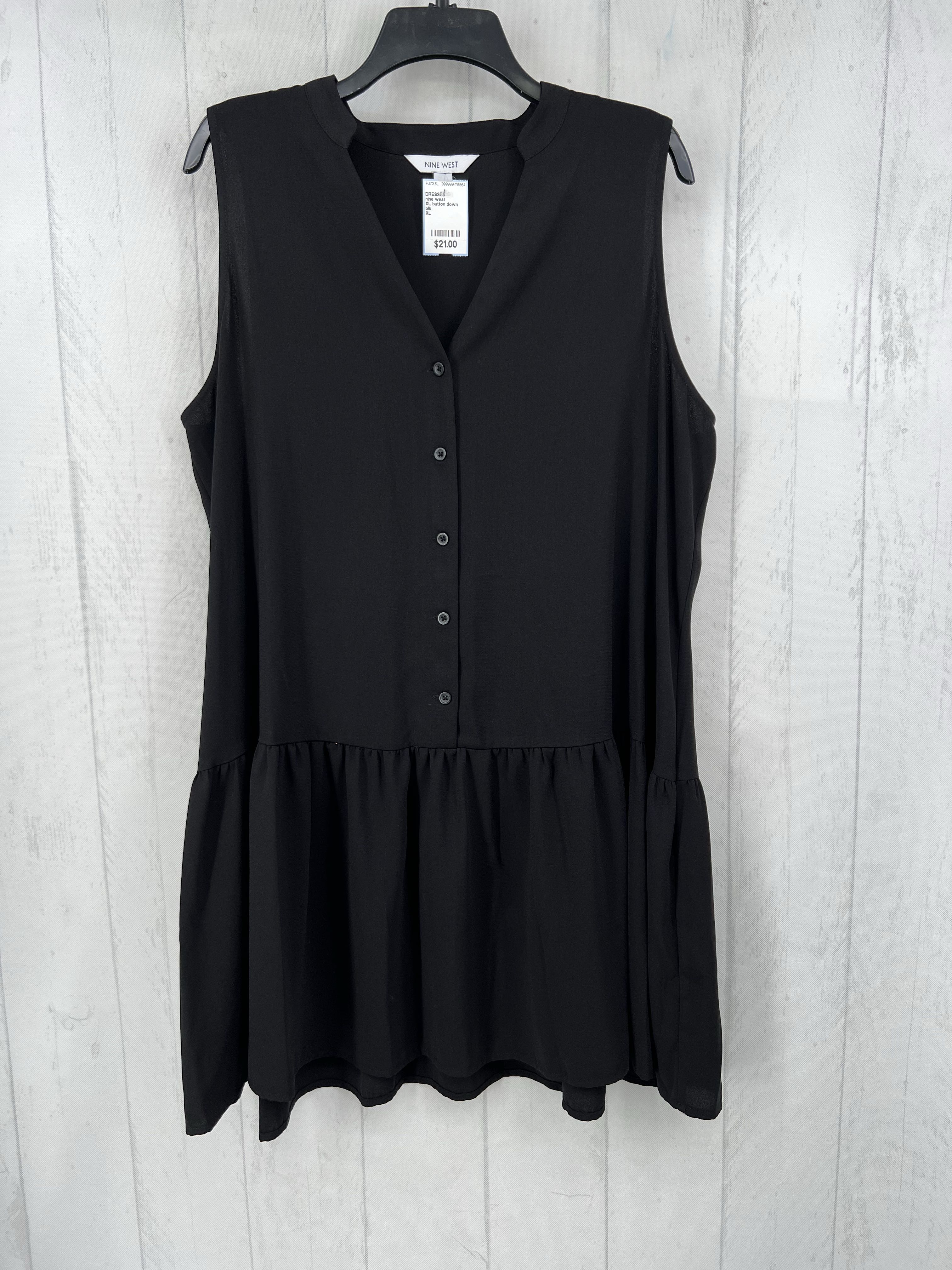 XL button down slvls dress