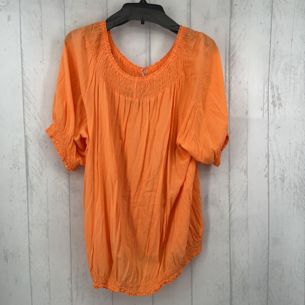 XL smocked detail s/s top