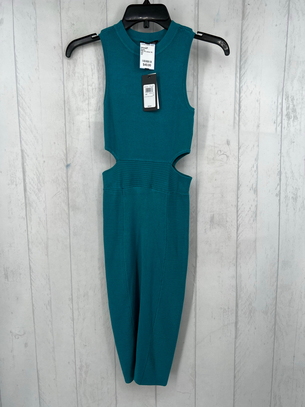 R98 XS cutout rib knit slvls dress