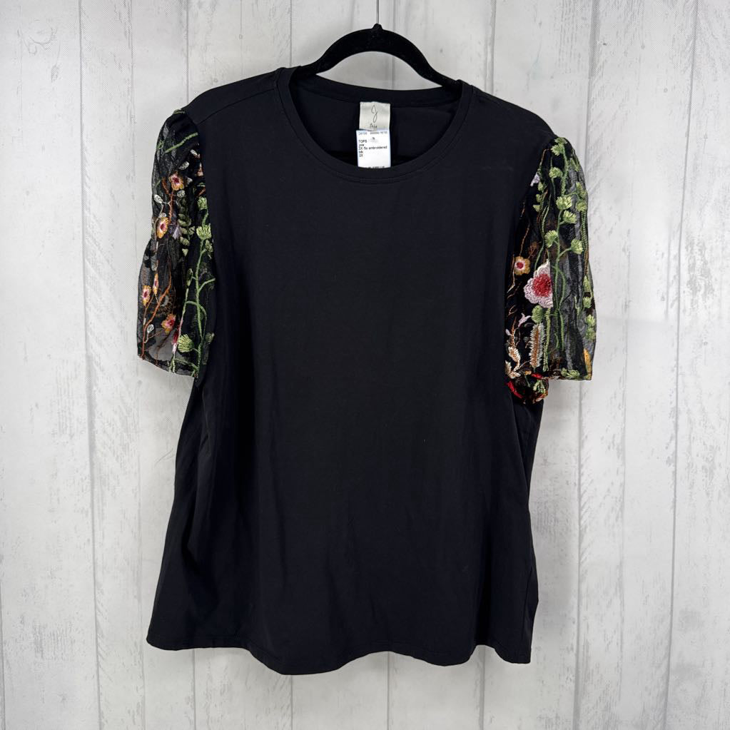 2X flo embroidered slv s/s top