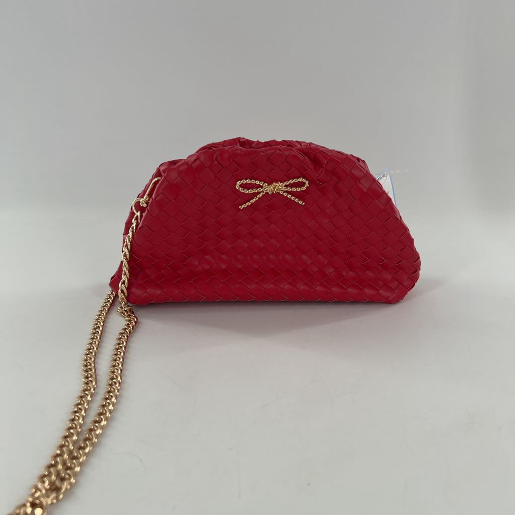 woven clutch w/ chain strap