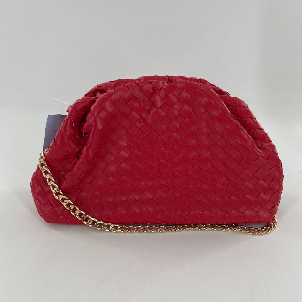 woven clutch w/ chain strap