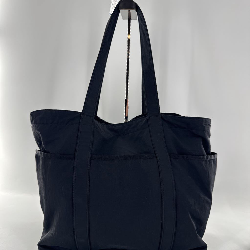 nylon multi-pocket tote
