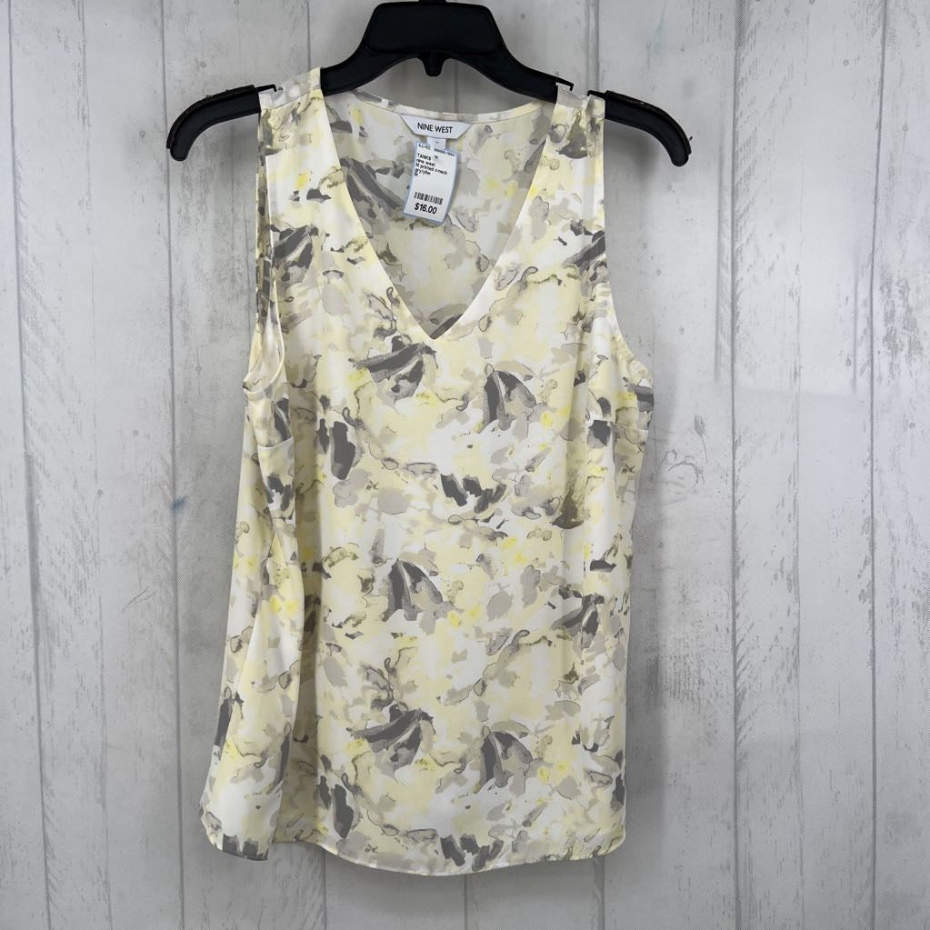 M printed v-neck tank