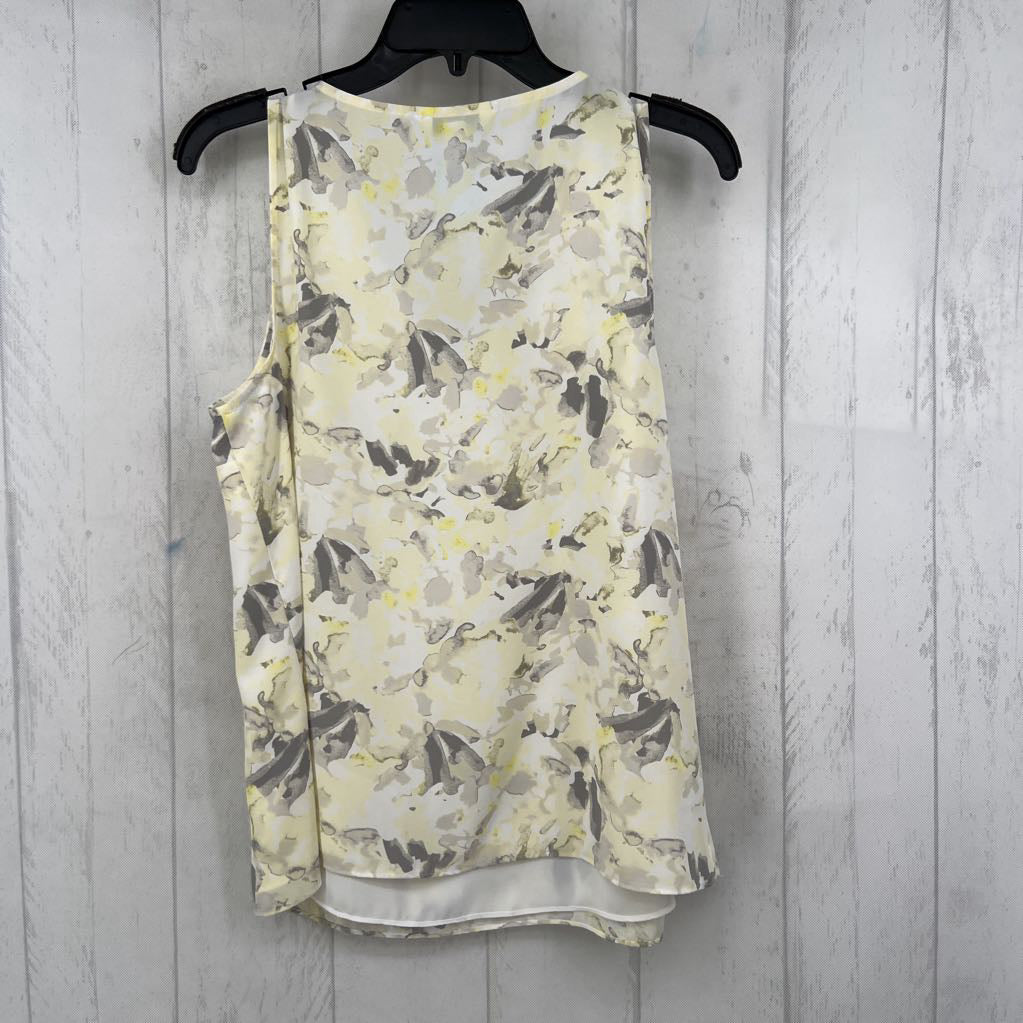 M printed v-neck tank