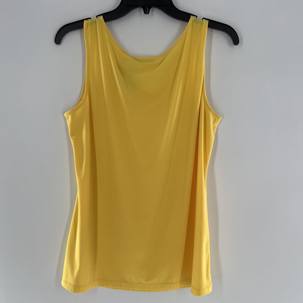 M scoop neck tank