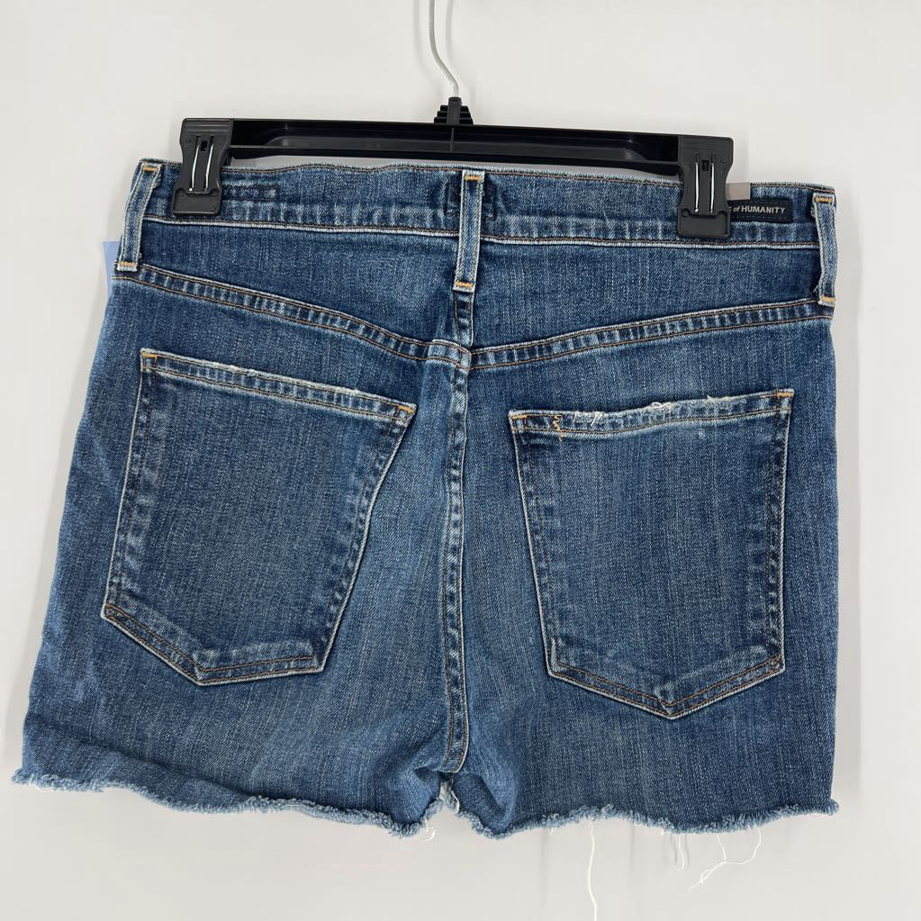 28 high rise shorts