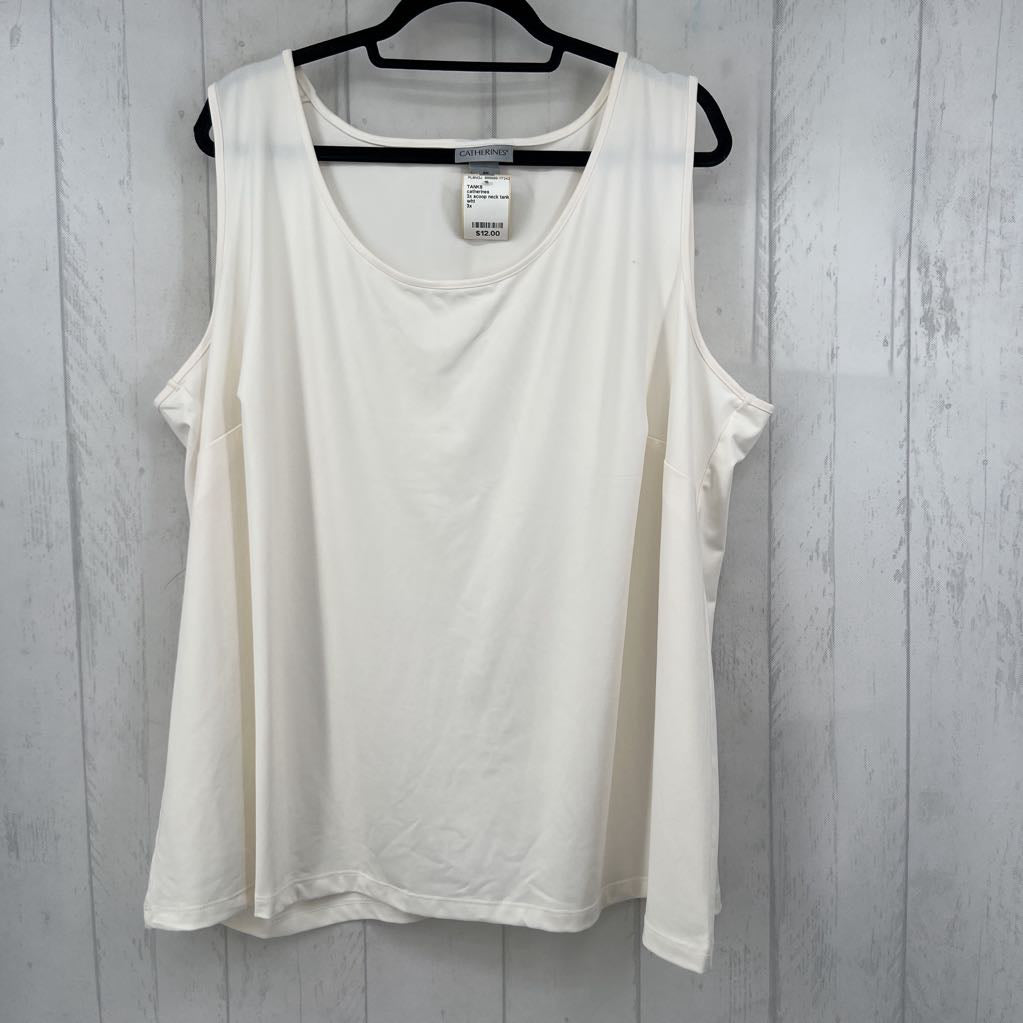 3x scoop neck tank