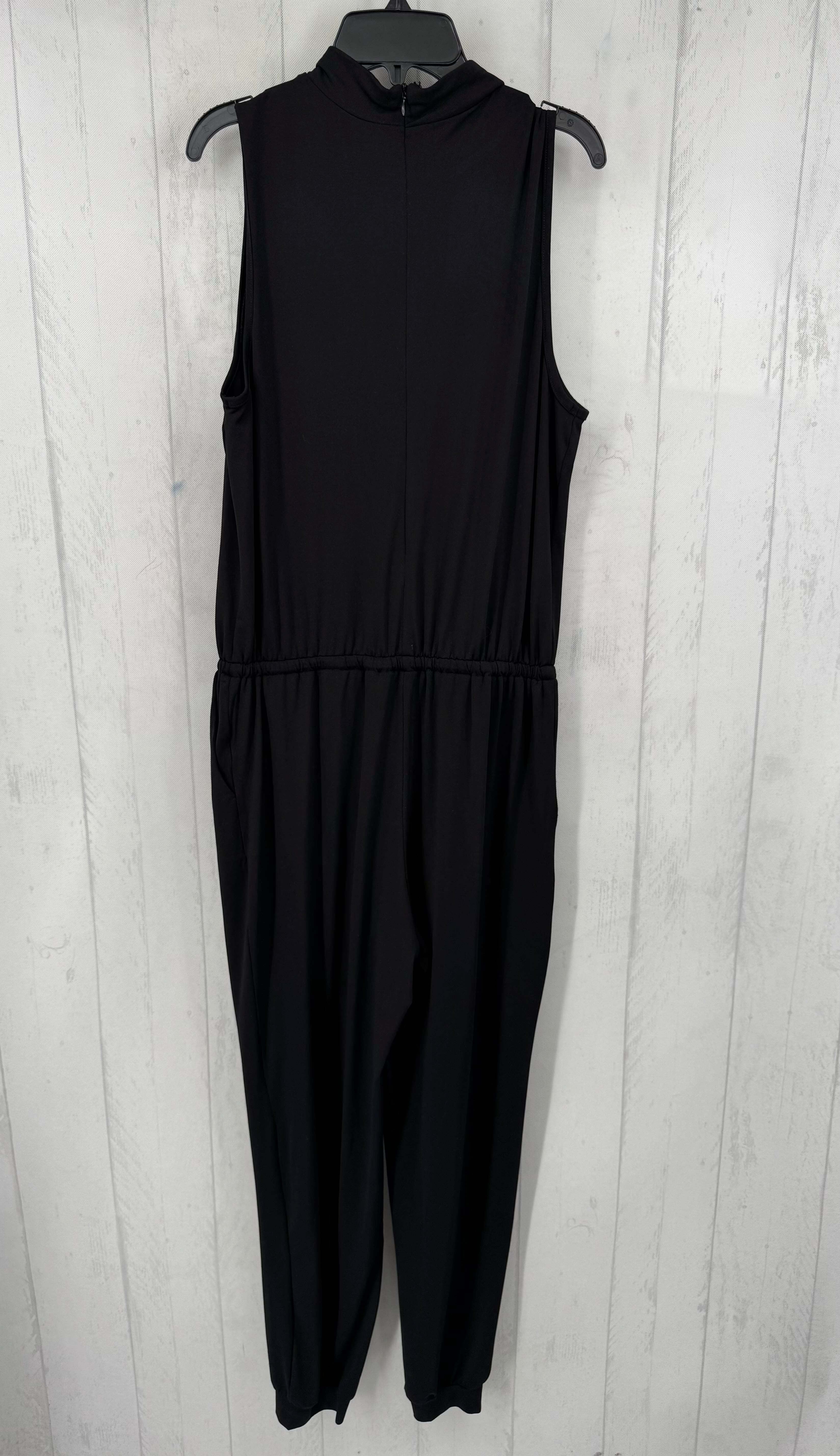 M drawstring waist slvls jumpsuit