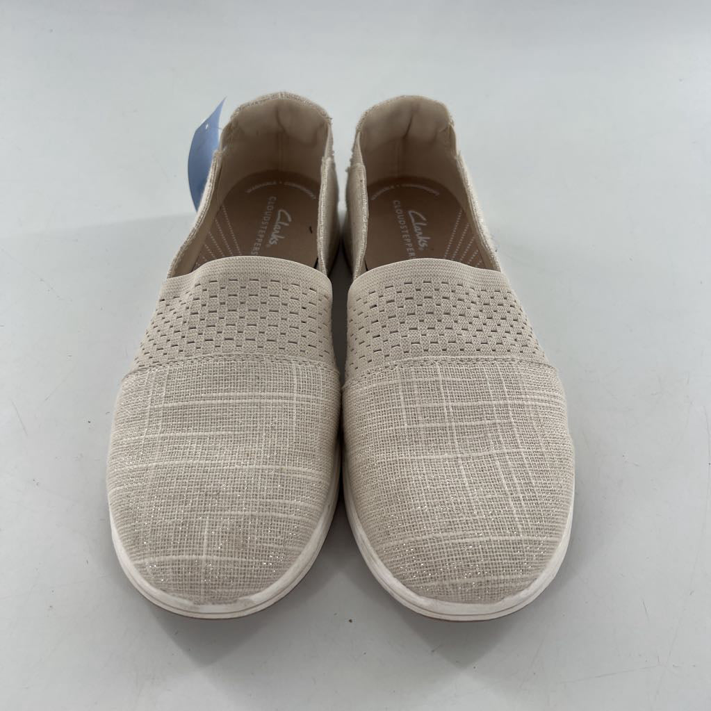 8.5 knit slip-ons