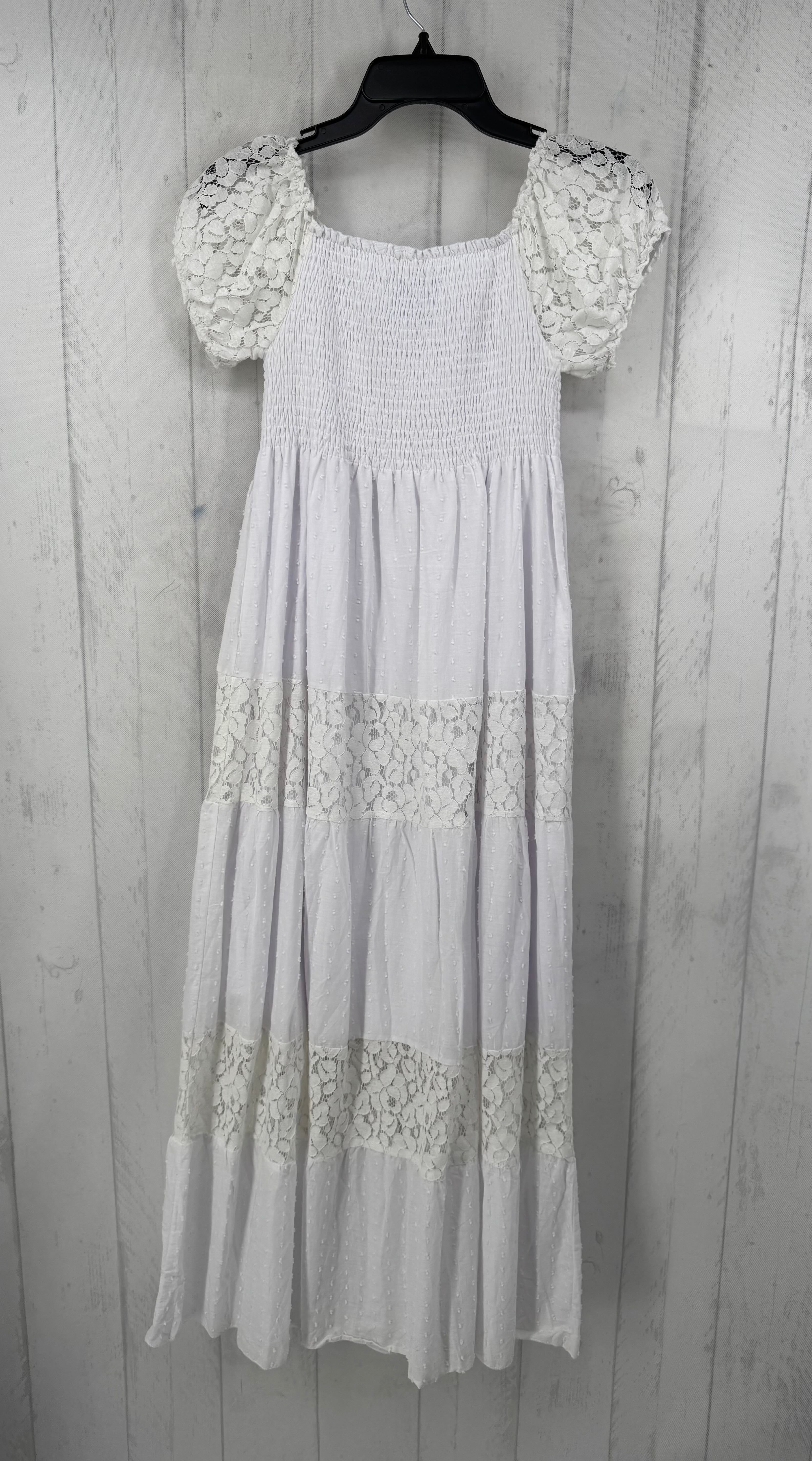 M smocked w/lace s/s maxi dress