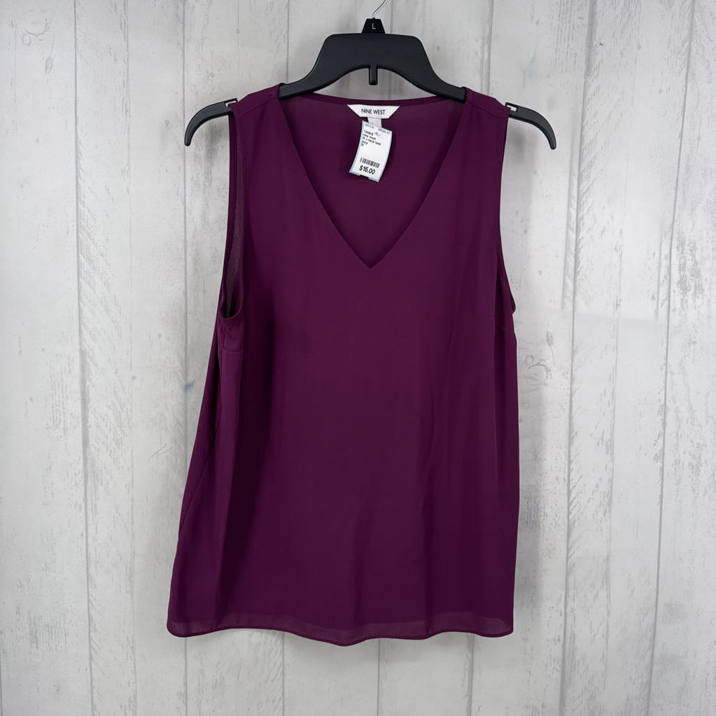 M v-neck tank