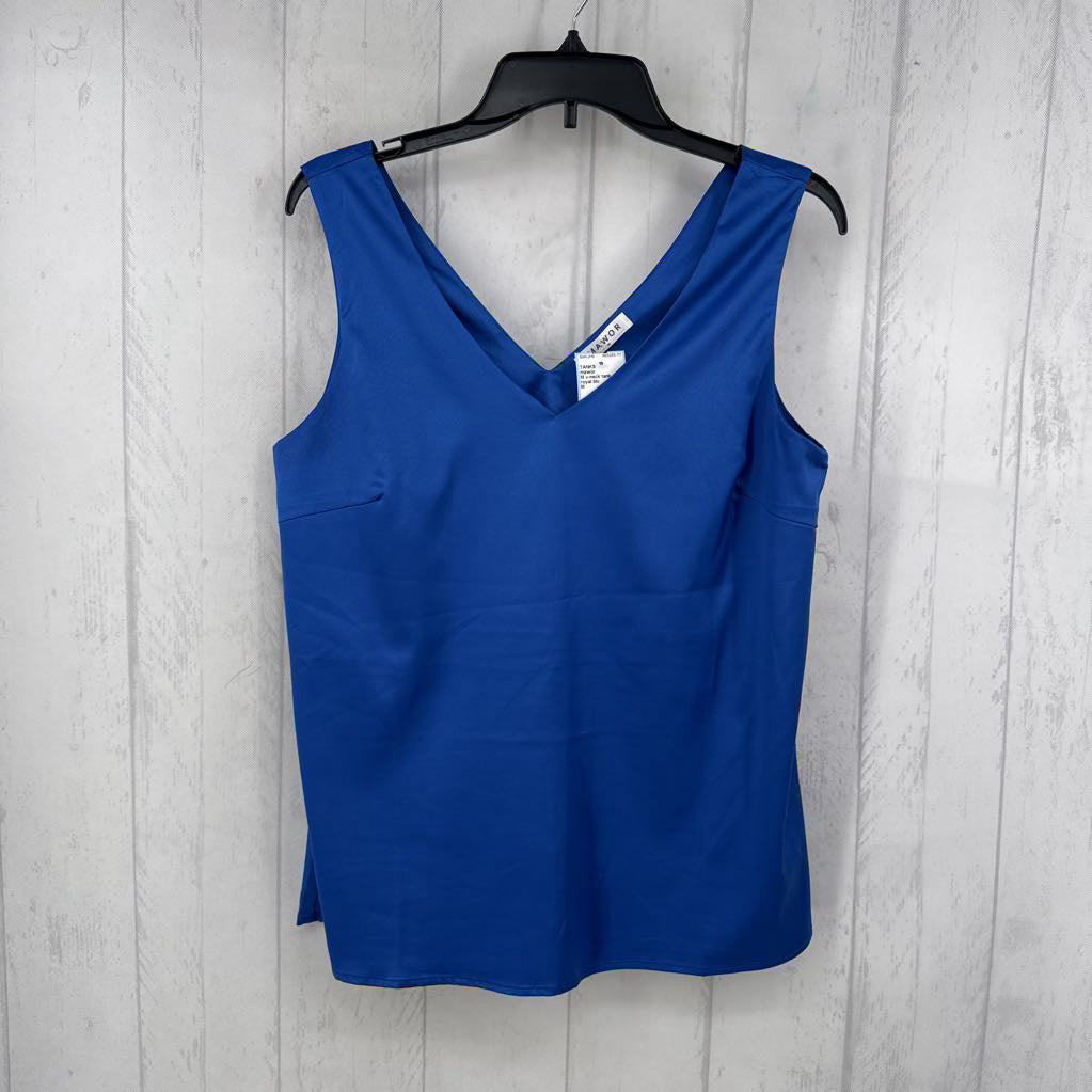 M v-neck tank
