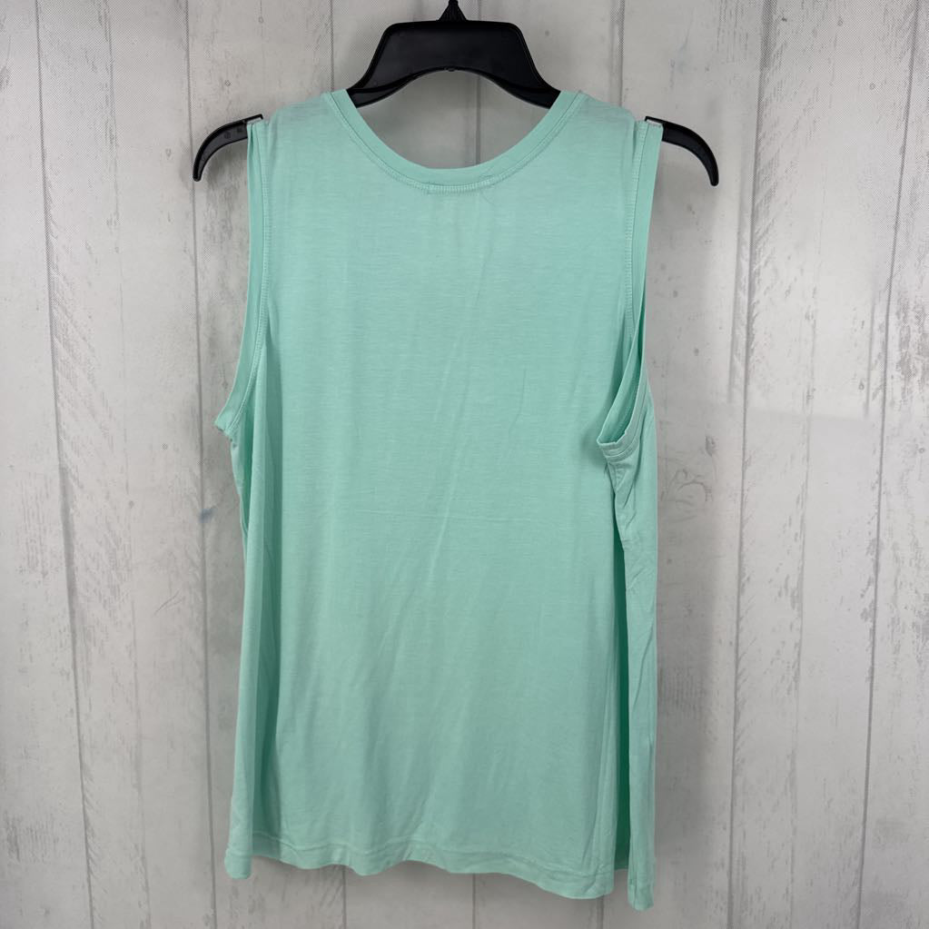 XL scoop neck flowy tank